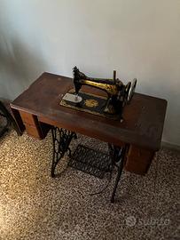 Macchina da cucire singer