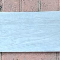 Piastrelle in gres porcellan. effetto legno, nuove