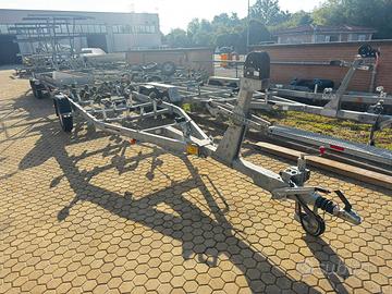 Carrello rimorchio porta barche 1300 kg, cresci