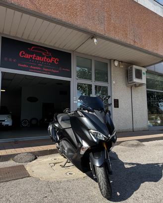 Yamaha T Max 530 SX