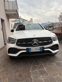 Glc 300de coupe black edition