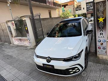 Volkswagen Golf 8 GTI 2.0 TSI 245 CV