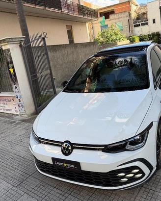 Volkswagen Golf 8 GTI 2.0 TSI 245 CV