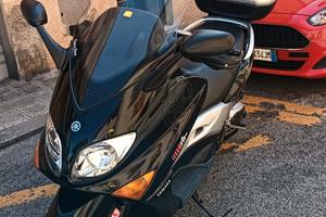 Yamaha T Max - 2005