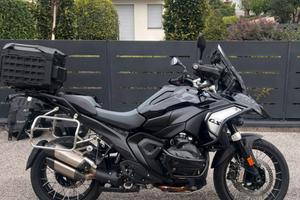 Bmw R 1300 gs triple black