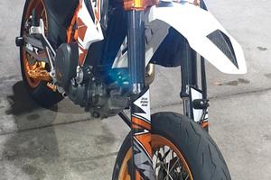 KTM 690 smcR A2