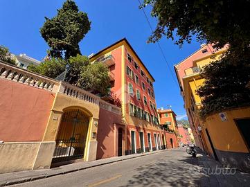 3 LOCALI A GENOVA