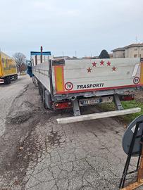 Semirimorchio schimtz