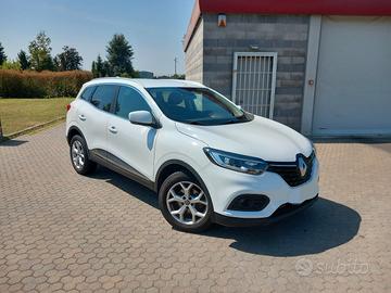 RENAULT KADJAR SPORT EDITION (black edition serie)