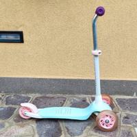 Monopattino Decathlon bambina con luci Oxelo