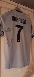 Maglia autografata da Ronaldo