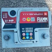 Batteria fiamm 44 ah 390 a