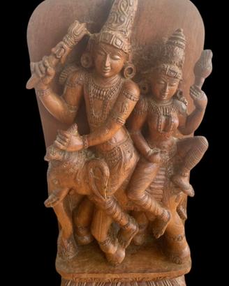 Grande scultura in legno Indiana, Shiva e Parvati