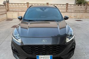 Ford Kuga ST-Line