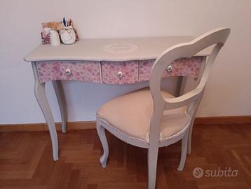 Scrivania Bianca Shabby con sedia