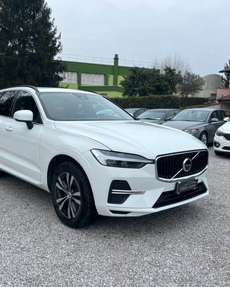 Volvo XC 60 B4 (d) Geartronic Momentum Pro