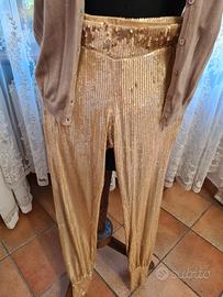 pantaloni con i paillettes 
