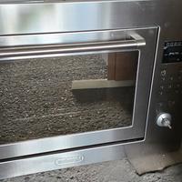 microonde e piano cottura