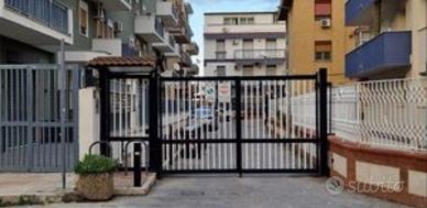 Grande Box garage in condominio a Cardillo