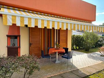 Villetta con giardino vicino al mare