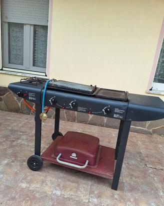 BARBECUE A GAS 3 F. CON PIETRA LAVICA