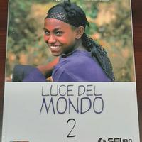 Libro scolastico per Scuola Media.