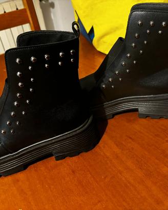 Svuoto armadio scarpe varie a partire da 7€ 