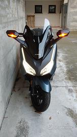 scooter Honda Forza 350
