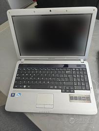Notebook SAMSUNG NP-R530 - WIN10 2GB 250GB 1.9