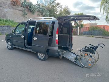 Fiat Doblo Pianale ribassato con rampa disabili in