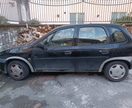 Opel corsa 1997