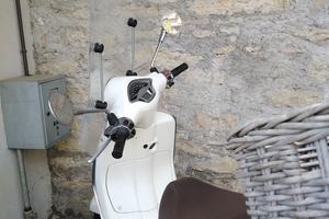 vespa primavera sprint 150
