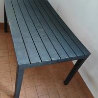 tavolo da giardino 
