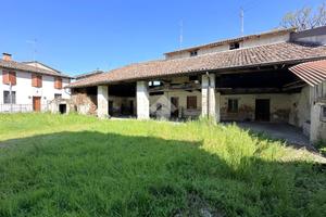 RUSTICO A TORLINO VIMERCATI