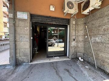 NEGOZIO A ROMA