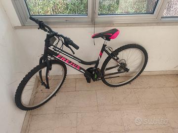 Mountain bike (MTB) da donna modello Frejus 