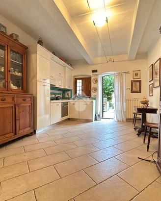 3 LOCALI A FIRENZE