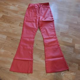 pantalone rosso elasticizzato