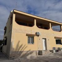 Marina di pulsano a circa 300 metri dal mare