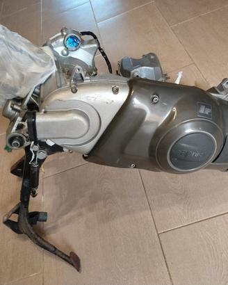 ricambi Aprilia scarabeo c'è tutto 200.gt.an.2003
