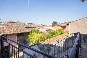 AMPIO TRILOCALE IN CENTRO A MONTICHIARI