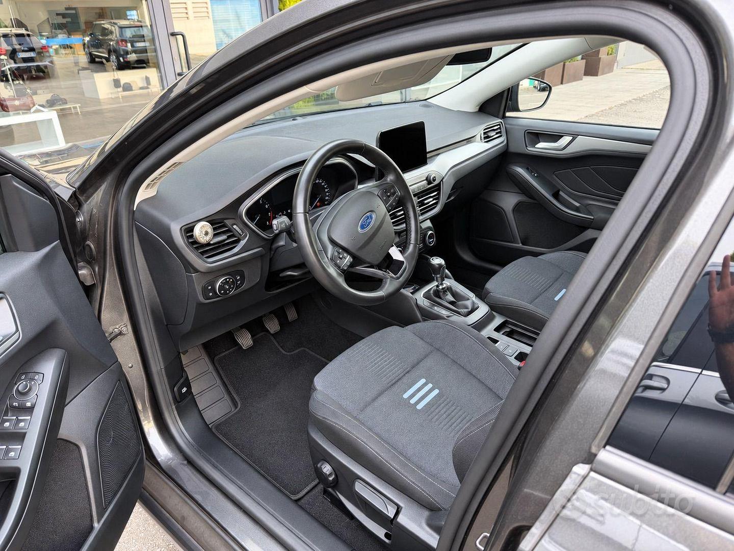 Ford Focus 2022 photo 4