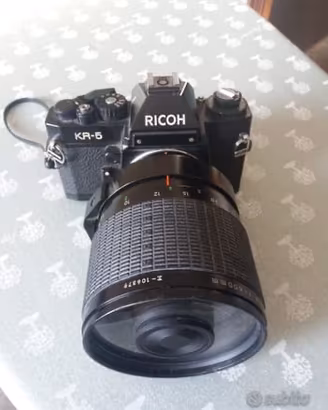 Macchina fotografica a rullino