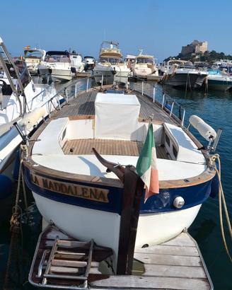 Gozzo Poseidon 25 metri 7,50