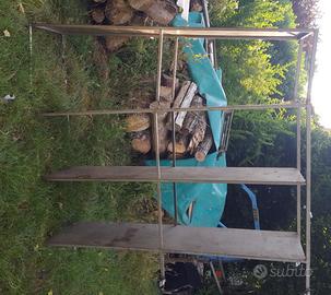 SCAFFALE IN FERRO