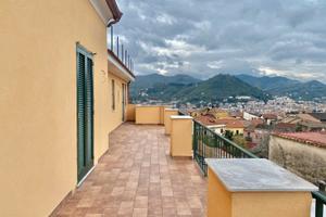 ULTIMO PIANO con Terrazzo e Posto Auto