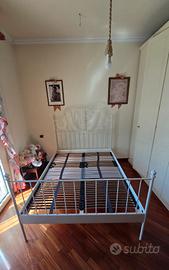 Letto in ferro una piazza e mezza 