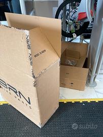 Scatole in cartone di varie dimensioni