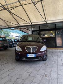 Lancia Ypsilon 1.2 Versus