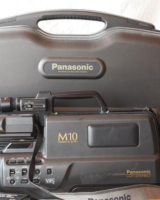 Panasonic NV-M10 videocamera vintage, bauletto